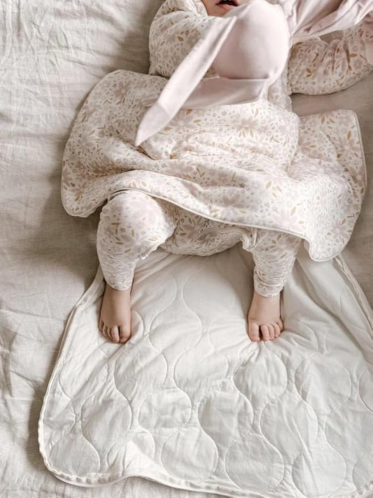 GUNAMUNA Long Sleeve Sleep Sack for Babies, Wearable Sleep Bags, Soft Rayon, 1.0 TOG, Essentials for Newborns