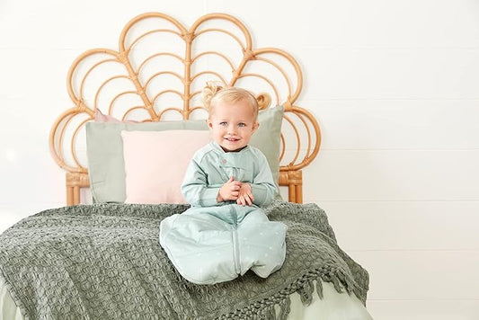 ergoPouch Sleep Suit Bag 3.5 TOG – Baby Sleep Sack & Wearable Blanket, 2-in-1 Convertible Sack to Suit with Legs for Safe Movement, Regulates Temperature Overnight, Unisex (8-24 Months, Sage)