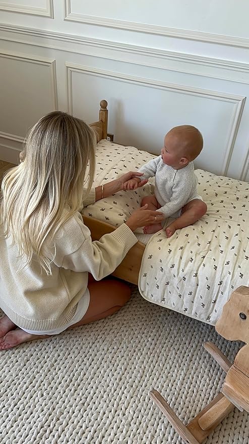 Oilo 100% Organic Premium Cotton Muslin Crib Quilt & Sham Set, (45" x 60") Print and Solid Sides, Extra-Soft & Lightweight, Fits Toddler Beds, Heirloom Organic Collection, Squirrel