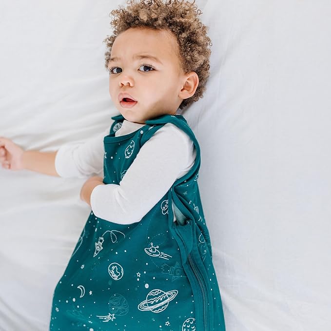 Woolino Big Kid Sleeping Bag, 4 Season Baby Sleep Sack, Merino Wool and Organic Cotton Wearable Blanket, 4-6 Years