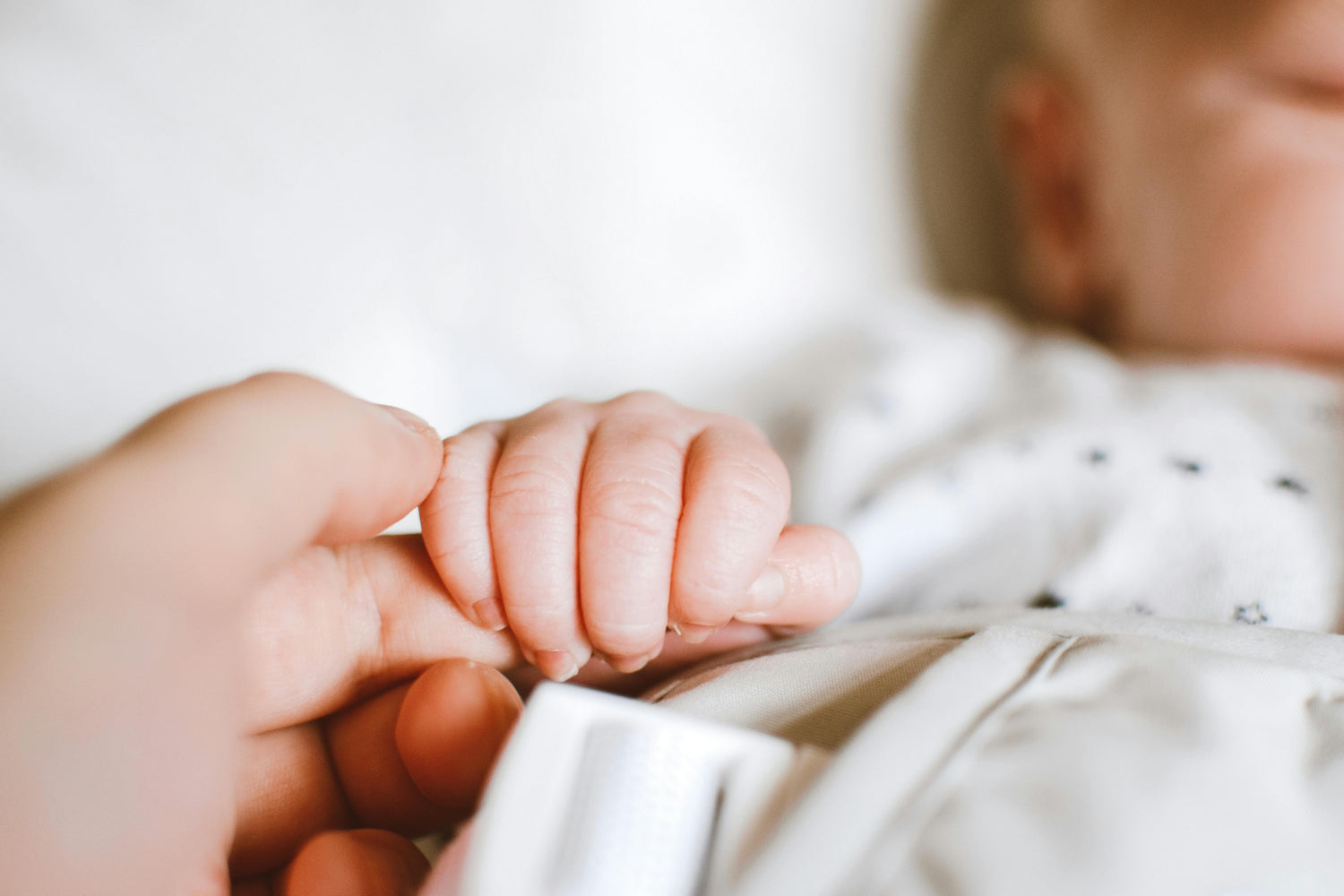 Sleeping | Swaddles & Sleep Sacks