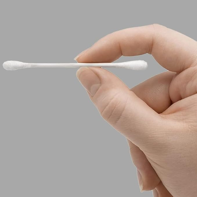 Amazon Basics Cotton Swabs for Personal Hygiene and Baby Care, 2000 Count, 4 Pack of 500 Count