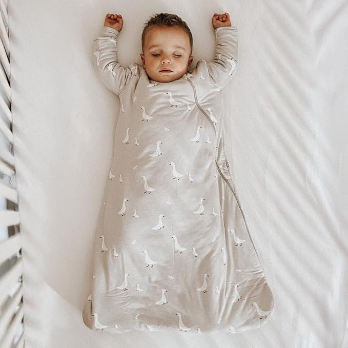 GUNAMUNA Long Sleeve Sleep Sack for Babies, Wearable Sleep Bags, Soft Rayon, 1.0 TOG, Essentials for Newborns
