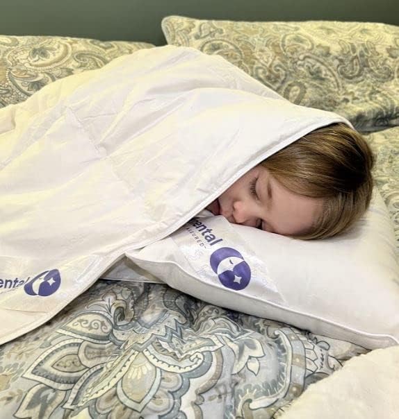 Continental Bedding Toddler Comforter, Microfiber Duvet Insert, Sleep Blanket with Cotton Shell, Fits Standard Crib, Toddler Bed, 39x47 Inches, White