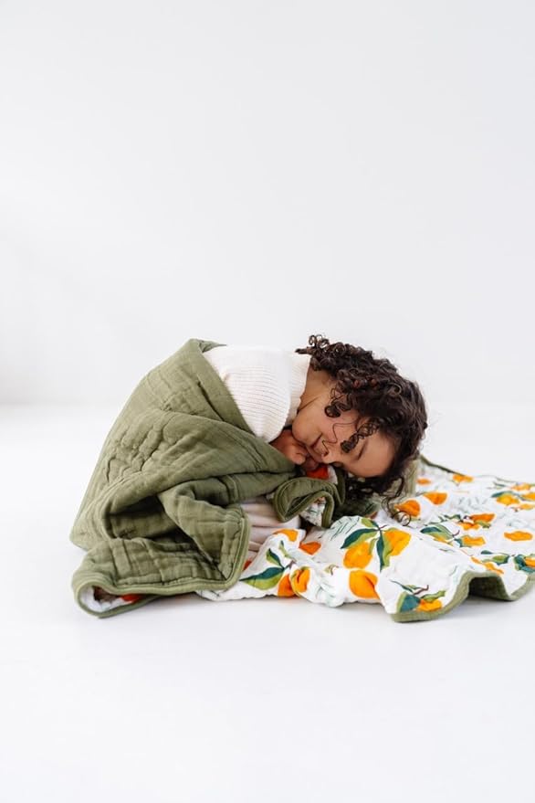 CLEMENTINE KIDS Twin Muslin Throw Blanket