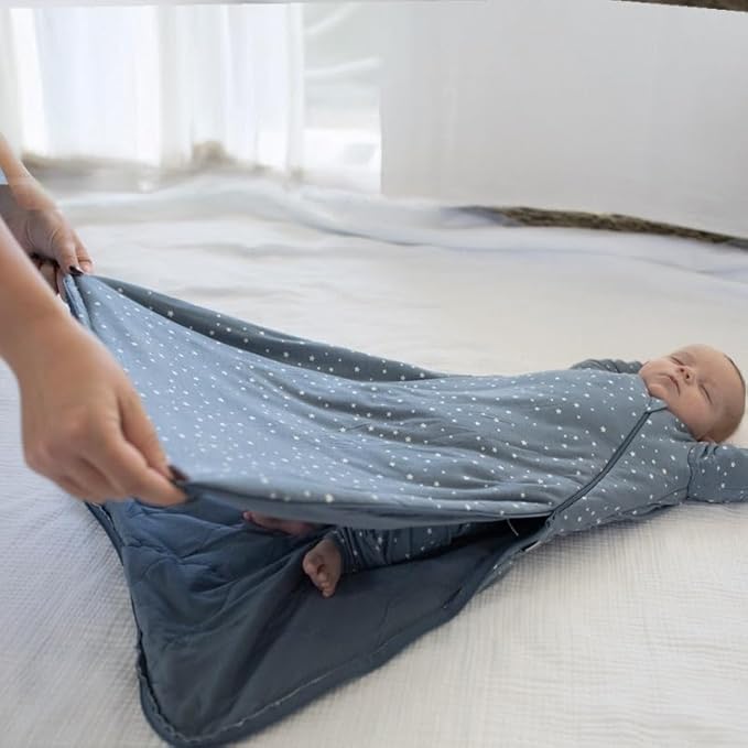 GUNAMUNA Long Sleeve Sleep Sack for Babies, Wearable Sleep Bags, Soft Rayon, 1.0 TOG, Essentials for Newborns