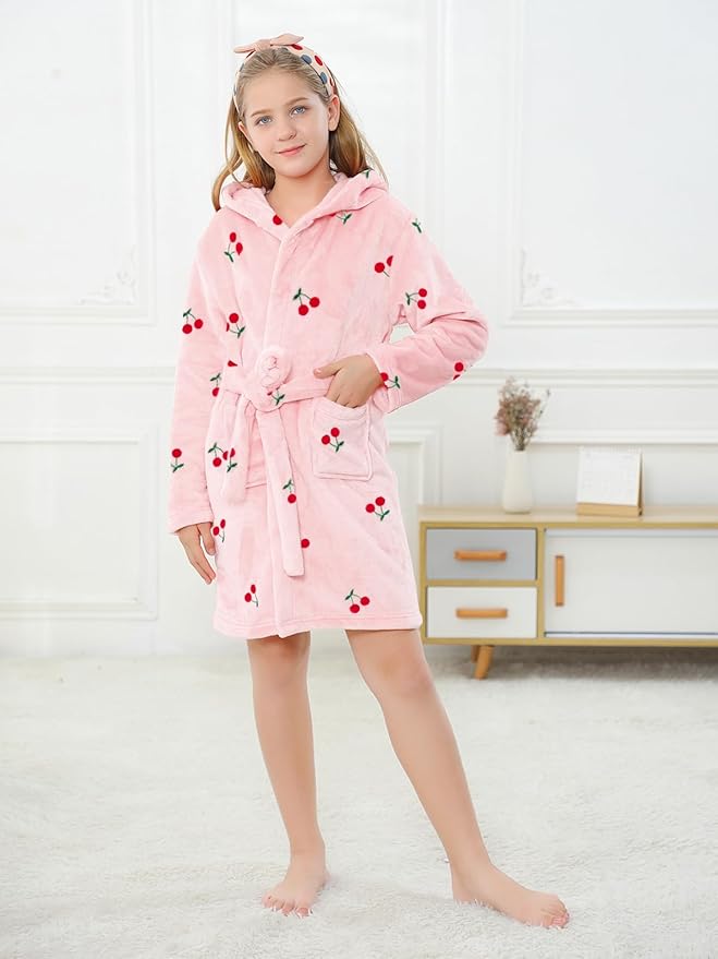 Umeyda Girls Fleece Hooded Robes, Warm Printed Bath Robe for Kids Soft Fuzzy Bathrobe for Gifts