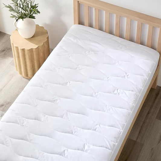 Cotton Waterproof Quilted King Mattress Protector, Breathable Soft Mattress Pad, Noiseless Fitted Mattress Cover, Bed Cover with Deep Pocket Fits Up to 22" Mattress (78 x 80 Inches, White)