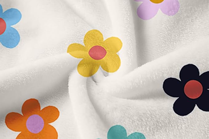 Umeyda Girls Fleece Hooded Robes, Warm Printed Bath Robe for Kids Soft Fuzzy Bathrobe for Gifts