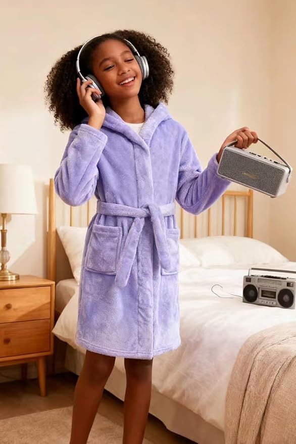 Boys Girls Robe Kids Flannel Hooded Bathrobe Sleepwear Pajamas Toddler Soft Plush Robes for Girls 2-16 Years