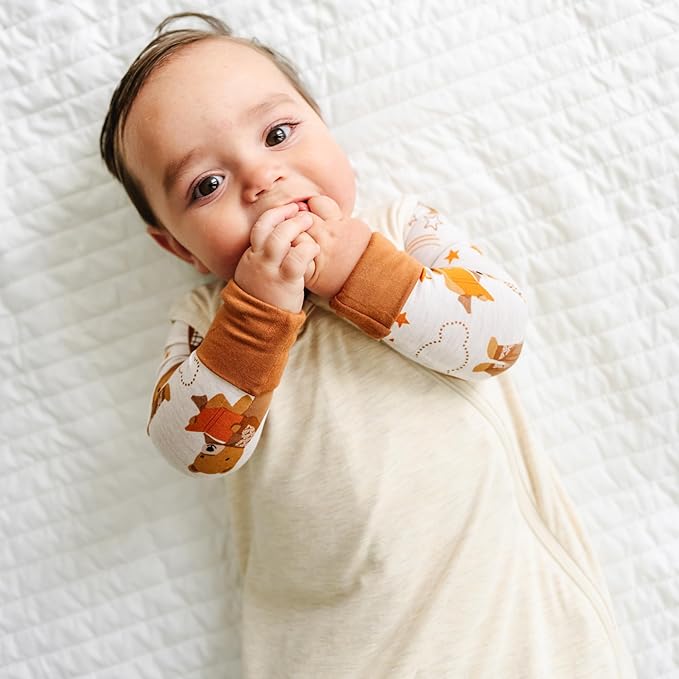 Little Sleepies Lightweight Baby Sleep Sack 0.5 TOG, Soft Viscose from Bamboo Sleep Sack, Newborn Essentials, 2-Way Zipper