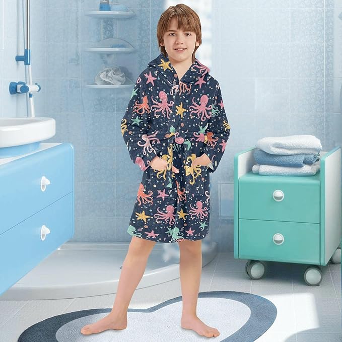Toddler Baby Hooded Bathrobe for Boys Girls Soft Plush Bath Towel Robe with 2 Pockets for 2-12 Years