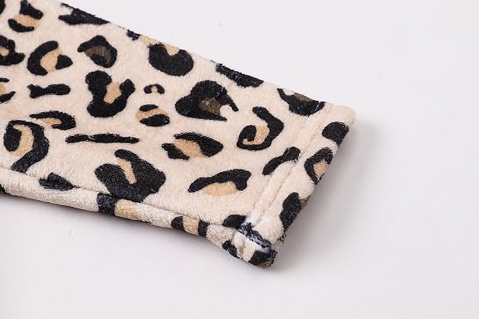 Umeyda Girls Fleece Hooded Robes, Warm Printed Bath Robe for Kids Soft Fuzzy Bathrobe for Gifts