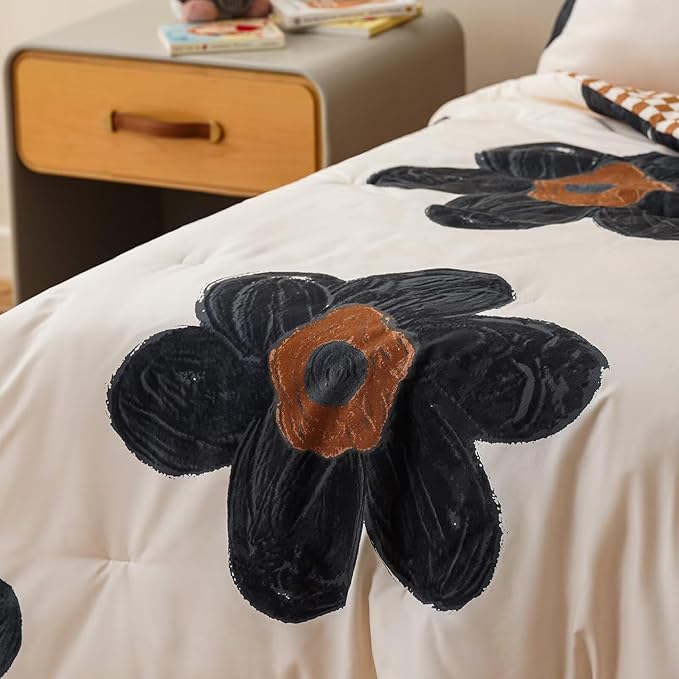 CLOTHKNOW Black Floral Toddler Bedding Sets for Girls, 4 Pieces, Sunflower Pattern, Soft Crib Bed Set Including Comforter, Flat Sheet, Fitted Sheet and Pillowcase