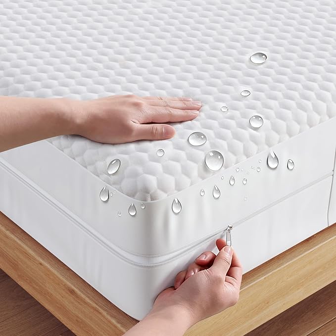 OhGeni 100% Waterproof Mattress Protector,Queen Size-Zipper Mattress Soft Pad,Pet Hair & Bedwetting Resistant,Cooling Breathable Fitted Sheets,Washable Cover,Non-Slip Deep Pocket,Noiseless for Bedroom