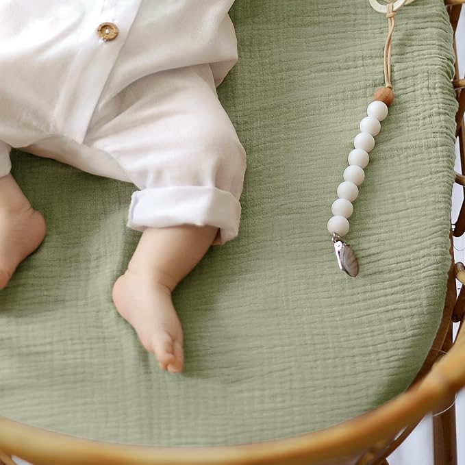 lulumoon Baby Muslin Bassinet Sheets: Cotton Bassinet Sheets Neutral for Boys and Girls - Fitted for Oval Rectangle or Hourglass