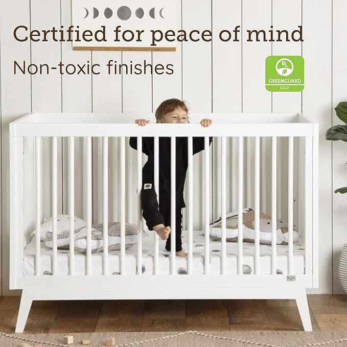 dadada Baby Soho 3-in-1 Convertible Wooden Crib to Toddler Bed - Made in Italy, GREENGUARD Gold Certified, Baby-Safe Finish, Handcrafted Beechwood, Modern Design, 3 Adjustable Heights (White)
