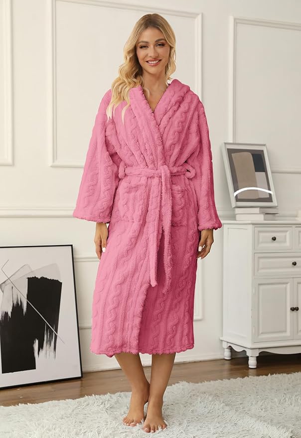 Umeyda Girls & Womens Twist Fleece Robes, Hooded Soft Warm Bath Robe for Kids Womens Fuzzy Bathrobe for Gifts