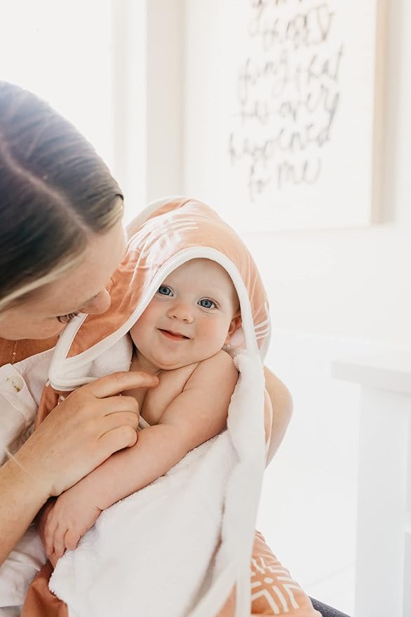 Copper Pearl Premium Knit Hooded Bath Towel Mesa
