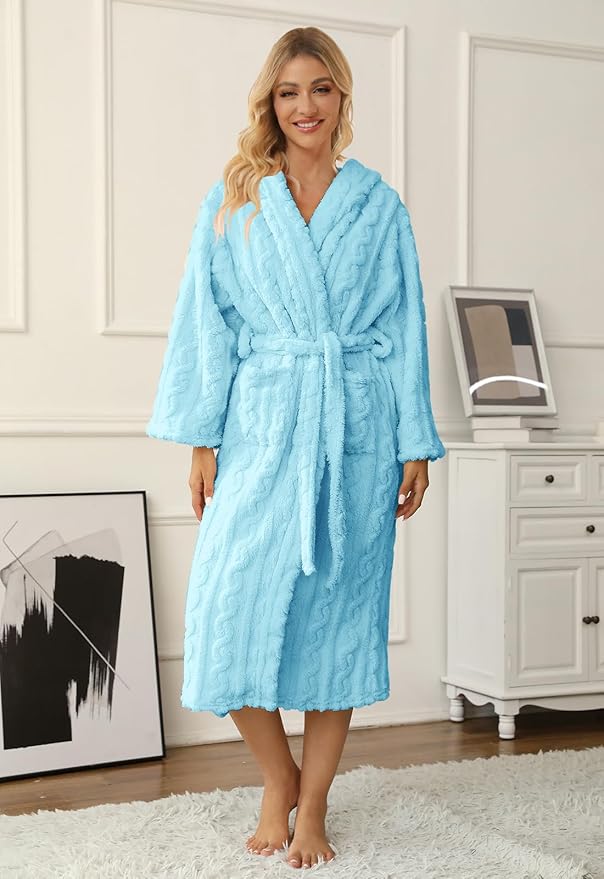 Umeyda Girls & Womens Twist Fleece Robes, Hooded Soft Warm Bath Robe for Kids Womens Fuzzy Bathrobe for Gifts