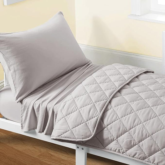 FLXXIE 4 Pieces Toddler Bedding Set, Soft and Breathable Microfiber Crib Sheet Set, Includes Quilted Comforter, Flat Top Sheet, Fitted Sheet, Envelope Pillow Case for Boys and Girls, Somke Grey