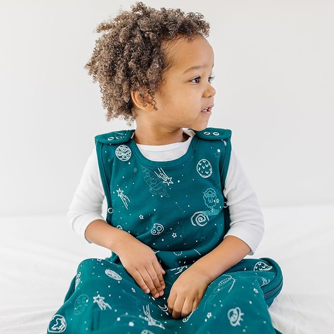 Woolino Big Kid Sleeping Bag, 4 Season Baby Sleep Sack, Merino Wool and Organic Cotton Wearable Blanket, 4-6 Years