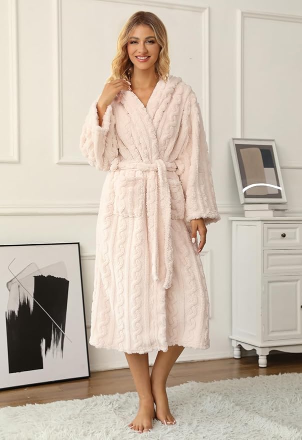 Umeyda Girls & Womens Twist Fleece Robes, Hooded Soft Warm Bath Robe for Kids Womens Fuzzy Bathrobe for Gifts