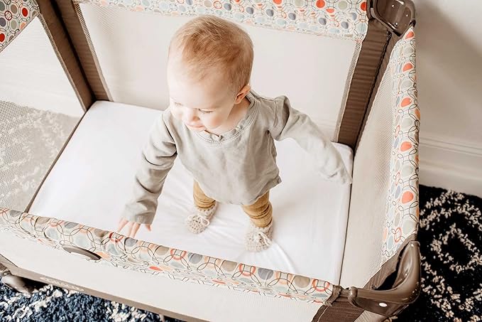 SheetWorld Baby Fitted Bassinet Sheet Fits Maxi COSI 20 x 32 inches, 100% Cotton Jersey Hypoallergenic Sheet, Unisex Boy Girl, Solid White, Made in USA