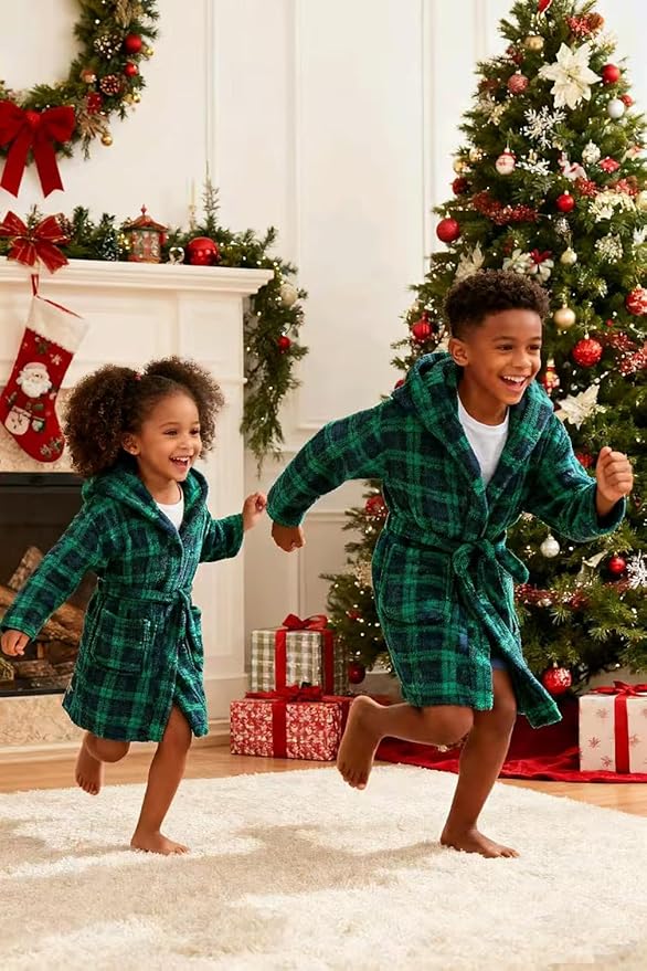 Boys Girls Robe Kids Flannel Hooded Bathrobe Sleepwear Pajamas Toddler Soft Plush Robes for Girls 2-16 Years
