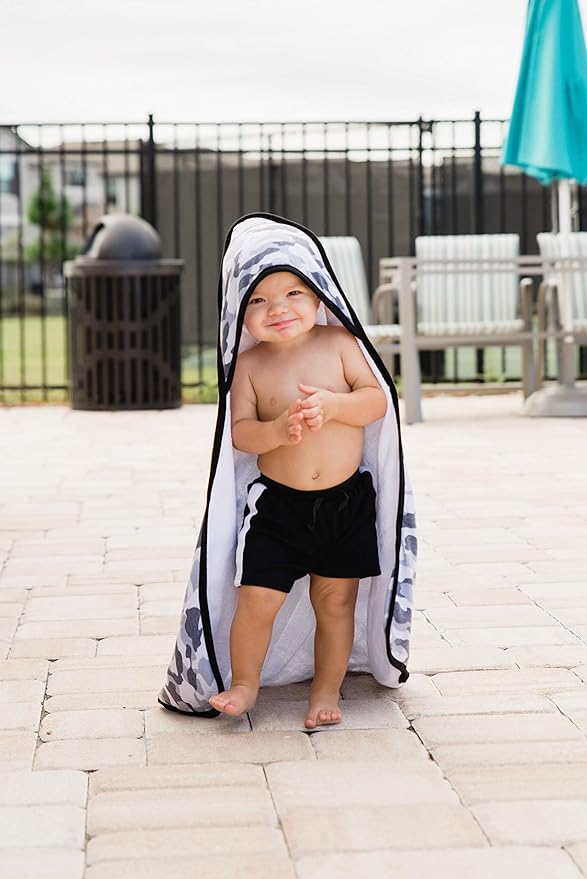 Copper Pearl Premium Knit Hooded Bath Towel Gunnar
