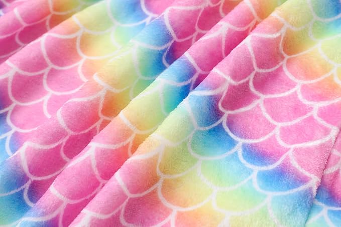 Umeyda Girls Fleece Hooded Robes, Warm Printed Bath Robe for Kids Soft Fuzzy Bathrobe for Gifts