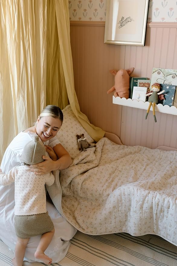 Oilo 100% Organic Premium Cotton Muslin Crib Quilt (45" x 60") Print and Solid Sides, Extra-Soft & Lightweight, Fits Toddler Beds, Heirloom Organic Collection, Cream & Peach Flowers, Dainty Floral