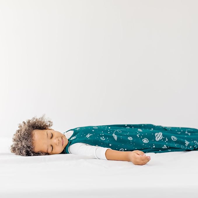 Woolino Big Kid Sleeping Bag, 4 Season Baby Sleep Sack, Merino Wool and Organic Cotton Wearable Blanket, 4-6 Years