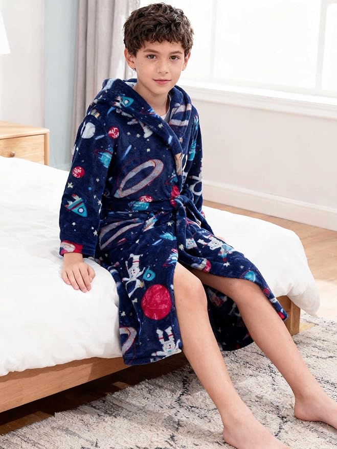 SANGTREE Boys Girls Robe Fleece Hooded Soft Toddler Bathrobe Cute Boys Bathrobe Fuzzy Plush Robes for Kids, 2-12 Years