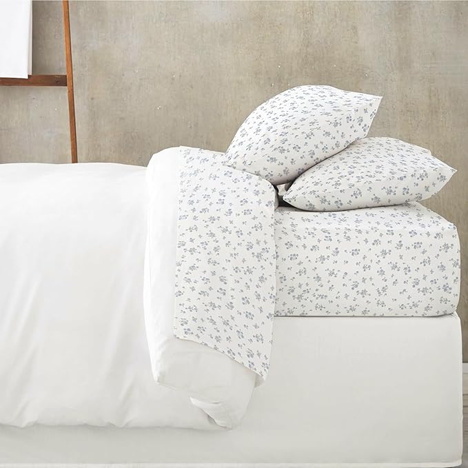 MakeMake Organics Organic Queen Fitted Sheet Set GOTS Certified Organic Cotton Fitted Sheet with Pillowcase Ultra Soft Non Toxic Breathable Hypoallergenic Colorful Neutral (Full, Mini Roses)