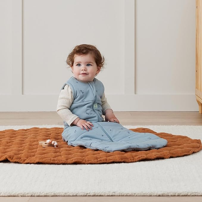 ergoPouch Jersey Sleeping Bag 0.2 TOG – Arms-Out Baby Sleep Sack, Ideal Transition from Swaddling, Slim Fit Keeps Baby Secure & Comfortable, Soft Breathable Fabric (8-24 Months, Dragonflies)