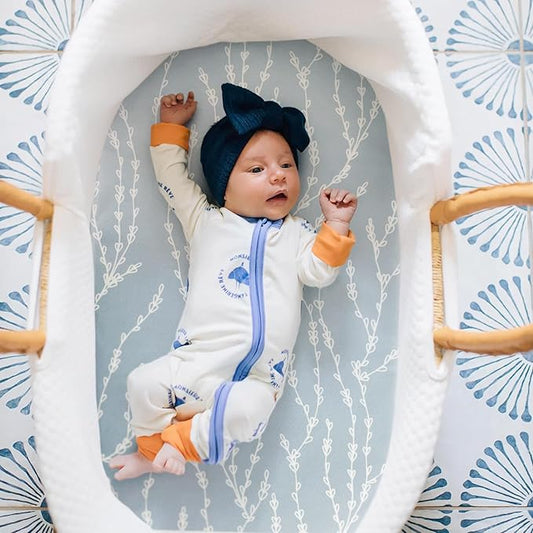 GRSSDER Stretchy Ultra Soft Fitted Bassinet Sheets 3 Pack, Universal Fit for Baby Cradle Moses Basket Oval Rectangle Mattress Safe and Snug, Space Print
