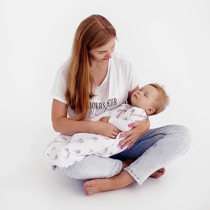 Mama Cheetah Baby Sleep Sack 0.5 TOG, Organic Cotton Baby Wearable Blanket with Two-Way Zipper, Swaddle Transition Baby Sleeping Bag for Newborn Infant Toddler Boy Girl, 6-12 Months