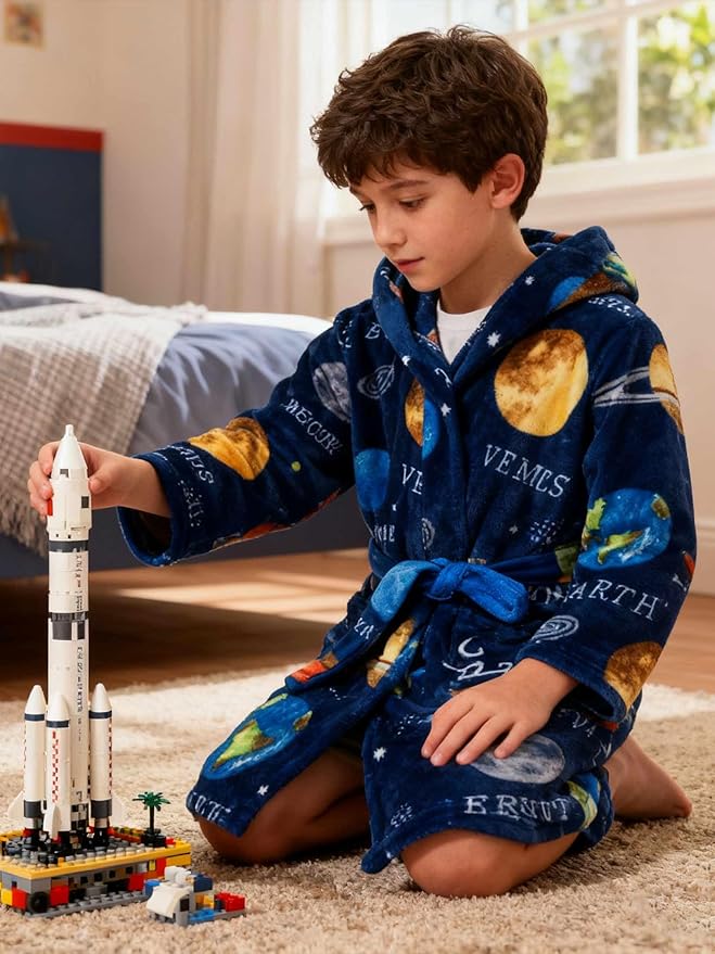 SANGTREE Boys Girls Robe Fleece Hooded Soft Toddler Bathrobe Cute Boys Bathrobe Fuzzy Plush Robes for Kids, 2-12 Years