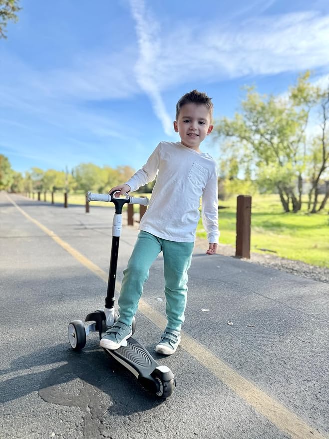 Nattork Kids Scooter for Age 3-8, Toddler Scooter with 4 Adjustable Height for Boys & Girls, Light Up 3-Wheels Foldable Kick Scooter, Lean to Steer, 120LB Weight Capacity