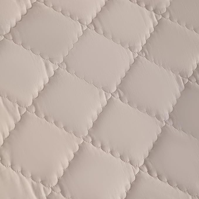 FLXXIE 4 Pieces Toddler Bedding Set, Soft and Breathable Microfiber Crib Sheet Set, Includes Quilted Comforter, Flat Top Sheet, Fitted Sheet, Envelope Pillow Case for Boys and Girls, Light Taupe