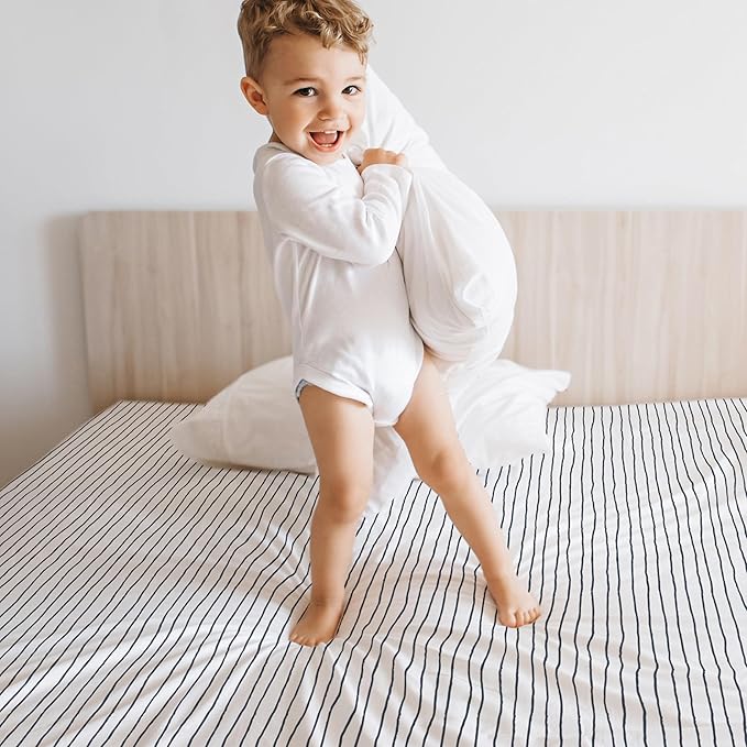 MakeMake Organics Organic Twin Fitted Sheet Set GOTS Certified Organic Cotton Fitted Sheet with 1 Pillowcase Ultra Soft Non Toxic Breathable Hypoallergenic (40"X76", Navy Stripes)