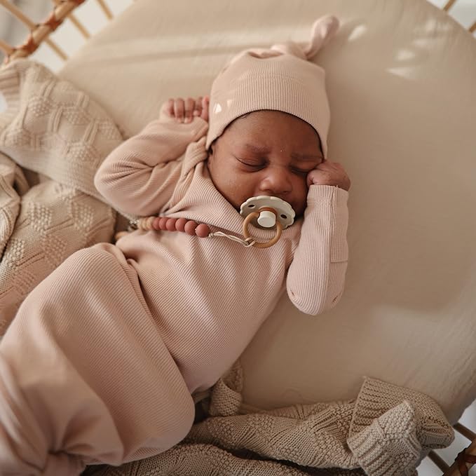 mushie Extra Soft Muslin Fitted Crib Sheet | 192 Thread Count | 28"x 52" (Fog)
