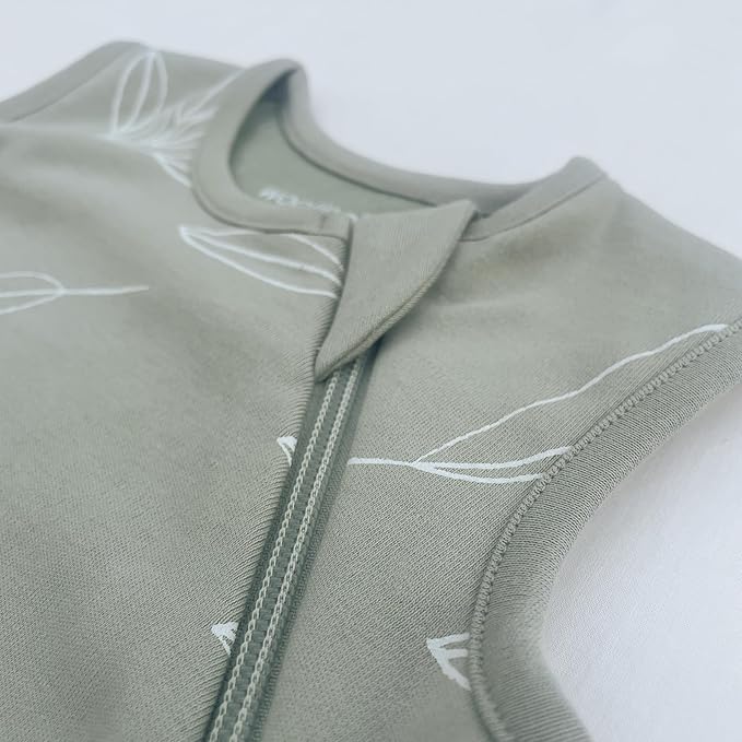 Woolino Merino Wool and Organic Cotton Baby Sleeping Bag - 4 Season Classic Sleep Sack - Two-Way Zipper Sleeping Bag for Baby and Toddler - 6-18 Months - Sage