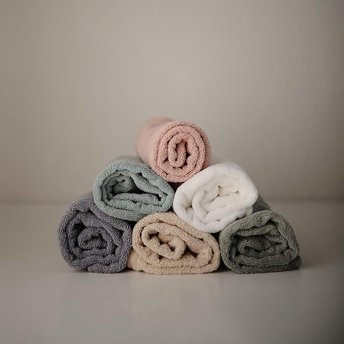 mushie Baby Hooded Towel | Organic Cotton (Blush)