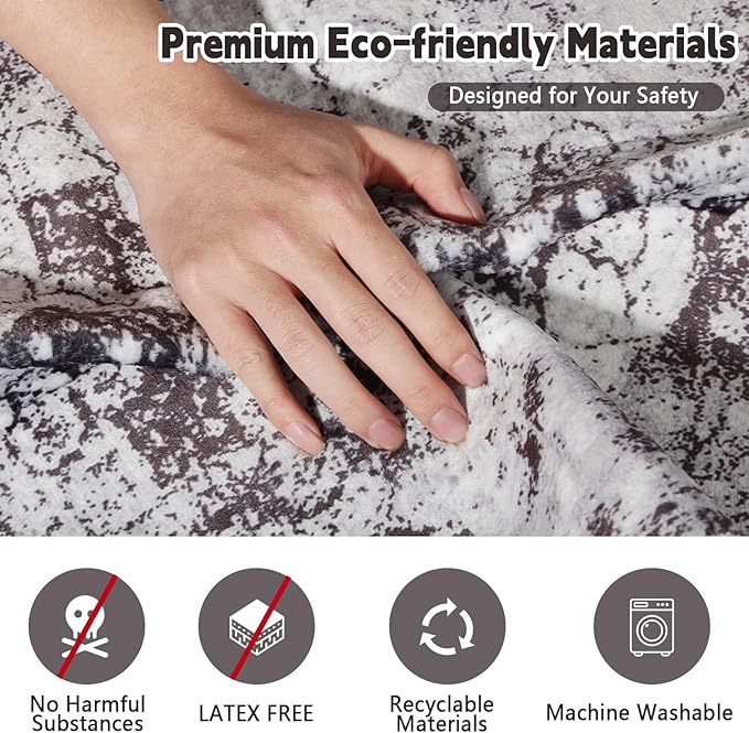 FUMMI 4 Pack Reusable Waterproof Incontinence Bed & Chair Pads, 22” x 21” Extra Heavy Absorbency, Soft Flannel Surface, Machine Washable for Dog, Adults & Babies (Black, 22“ ×21”)