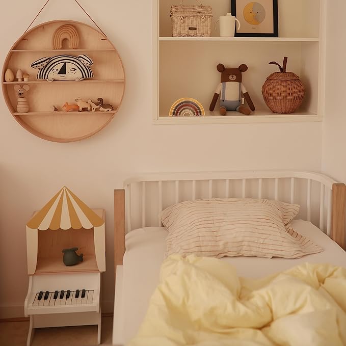 mushie Stretchy & Soft Crib Sheet | Fitted 28" x 52" (White)