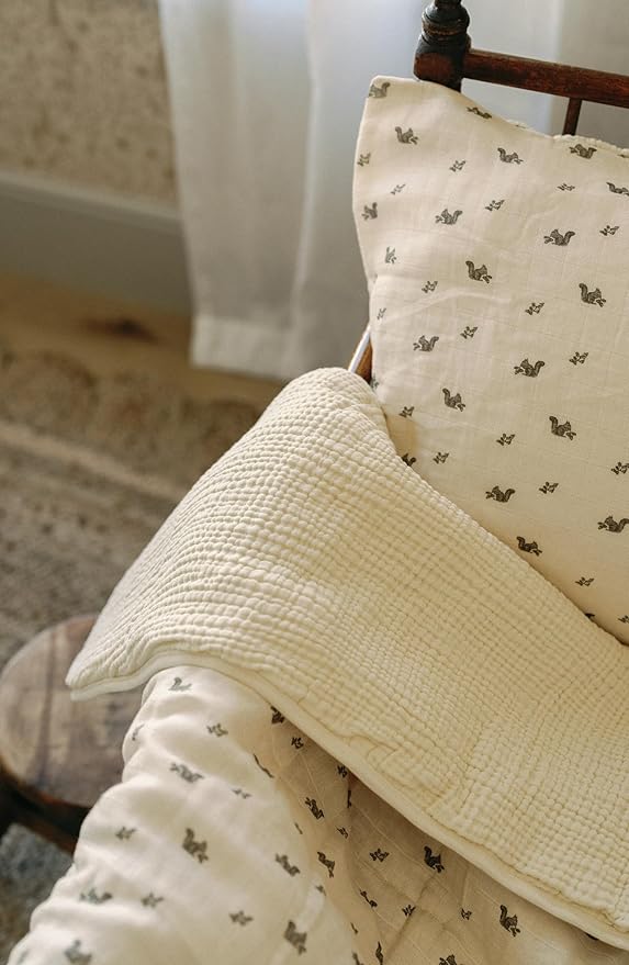 Oilo 100% Organic Premium Cotton Muslin Crib Quilt & Sham Set, (45" x 60") Print and Solid Sides, Extra-Soft & Lightweight, Fits Toddler Beds, Heirloom Organic Collection, Squirrel