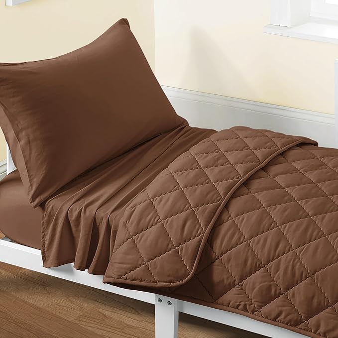 FLXXIE 4 Pieces Toddler Bedding Set, Soft and Breathable Microfiber Crib Sheet Set, Includes Quilted Comforter, Flat Top Sheet, Fitted Sheet, Envelope Pillow Case for Boys and Girls, Coffee