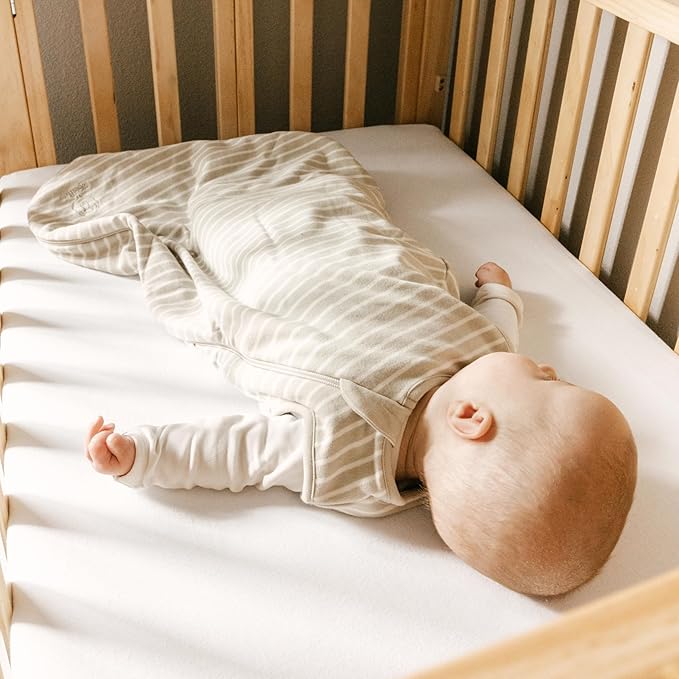 Woolino Merino Wool and Organic Cotton Baby Sleep Bag - 4 Season Classic Sleep Sack for Baby - Two-Way Zipper Sleeping Bag for Baby and Toddler - 6-18 Months - Gray